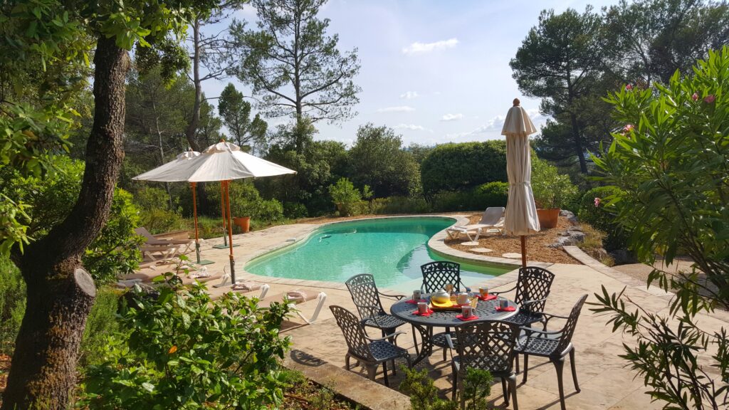 Lourmarin, holiday letting for 8 people + 1 child. Vaucluse, Luberon